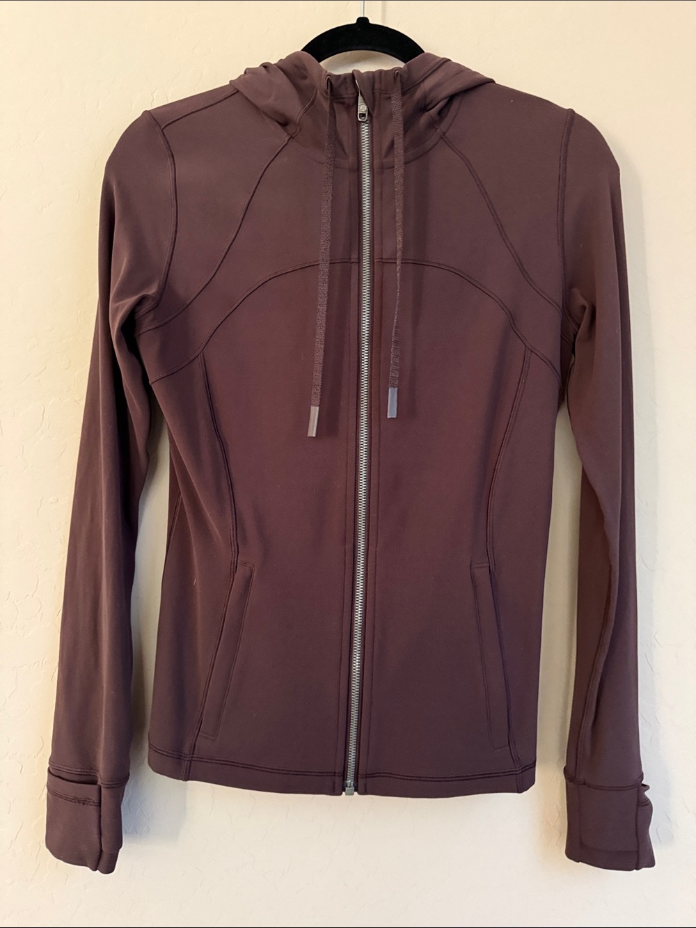 lululemon athletica Define Hooded Jacket Nulu Mesh Vent Brown/plum shade Size 8